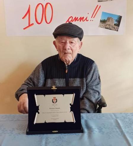 100 volte auguri!
